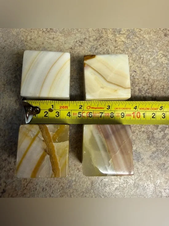 4 pistachio banded calcite cubes - Picture 3 of 3